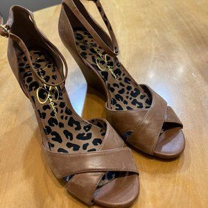 Jessica Simpson Wedges